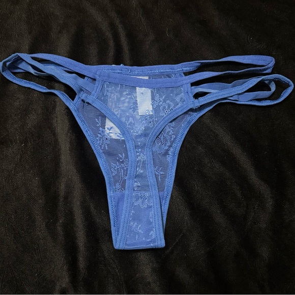 Elegant Blue Lace Thong - Picture 2 of 2